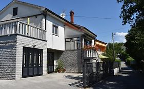 Apartment Eni